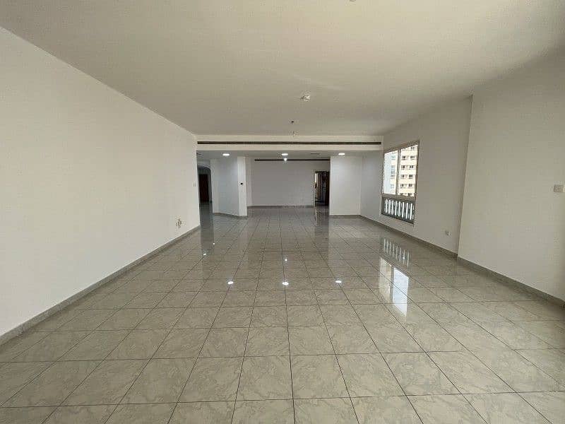Квартира в Аль Маджаз，Здание Ривьера, 2 cпальни, 70000 AED - 5265084