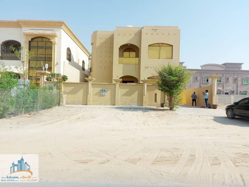 Neat and clean 5bhk super deluxe villa( local fewa )  for rent in al mowaihat -3