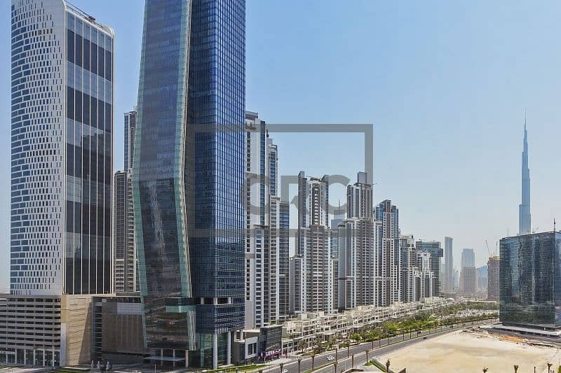 Sheikh Zayed Road | Sea View | Close to the Metro