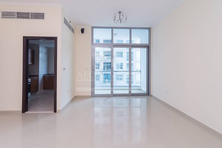 Well Maintained | Spacious 1 Bedroom Apartment