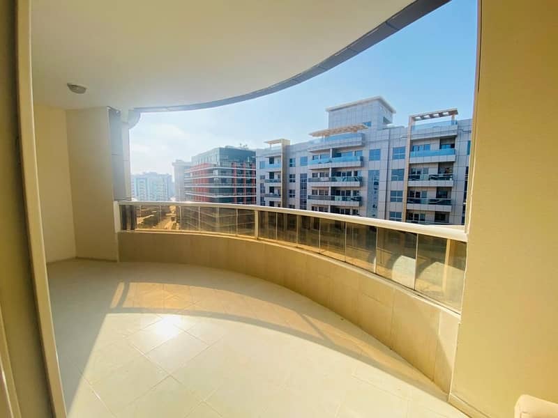 great deal 1bhk for sale in dubai silicon oasis. . .