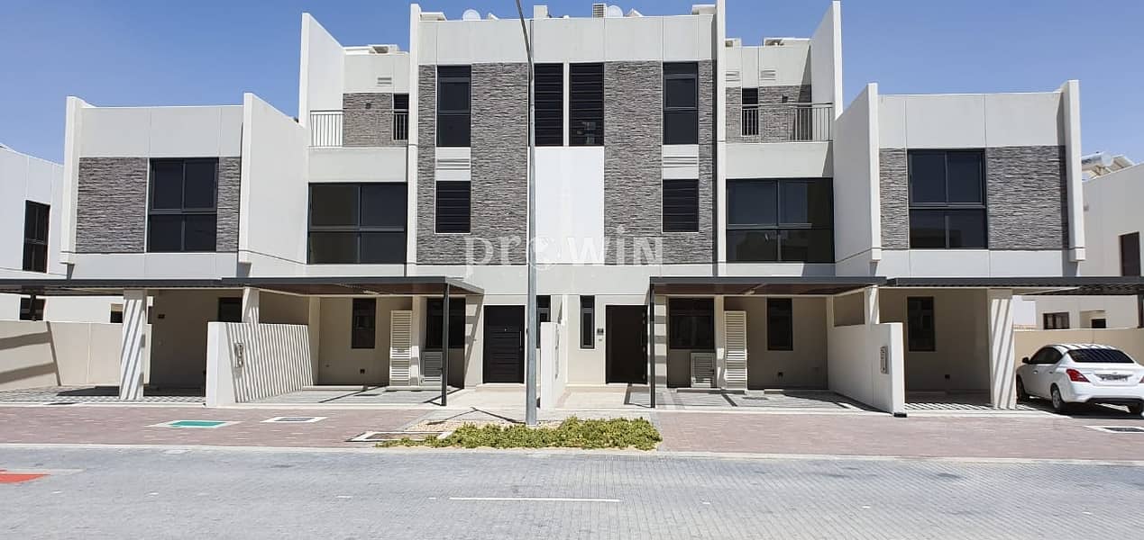 Corner villa | 3 Bed R + Maid | available in best price