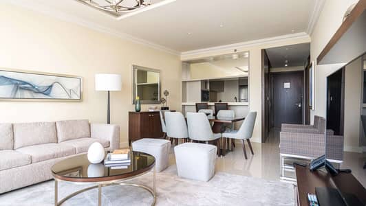 فلیٹ 2 غرفة نوم للبيع في وسط مدينة دبي، دبي - Two-Bedroom Apartment in Downtown with Burj Khalifa Views