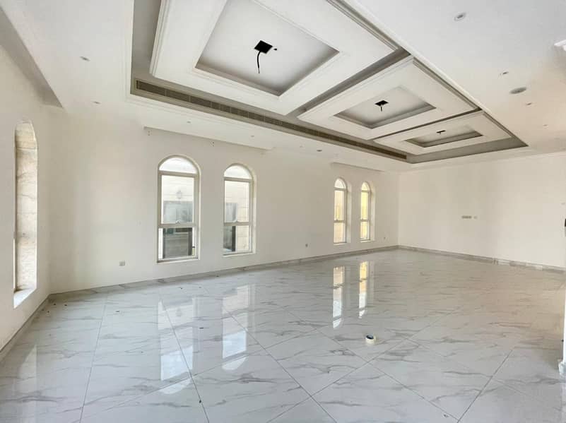 luxury villa fir rent in khawaneej first ( 5 bed + hall + living + dining +