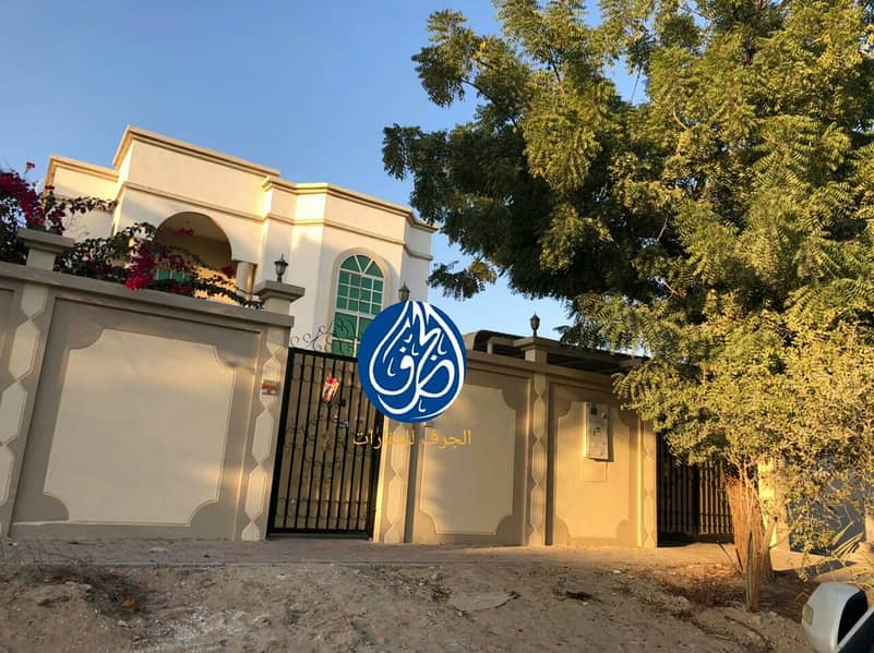 For sale a two-story villa, 5 master bedrooms, a majlis, a master hall, and a maid room. The villa area is 5000 feet