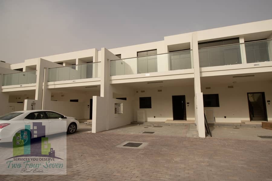 LIMITED HOT PRICE 2BED BIG LIVING AREA IN AKOYA OXYGEN