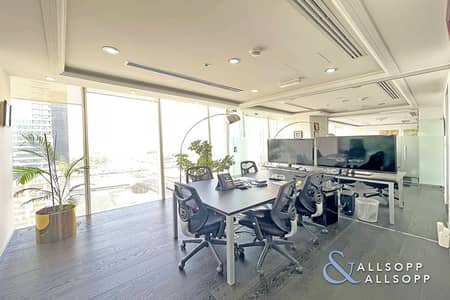 Office for Sale in Business Bay, Dubai - Fitted Office | Washroom & Pantry | Vacant