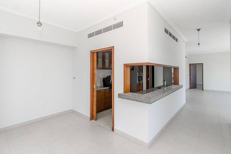 2 Lovely Views | 3 Bed + Maids | High Floor