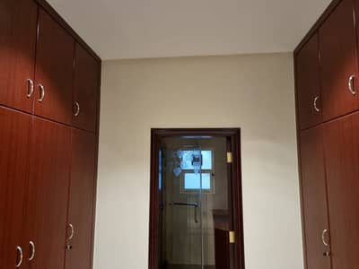 5 Bedroom Villa for Sale in Al Khawaneej, Dubai - Distress villa for sale in Alkhawanej first with best price rented 250 k