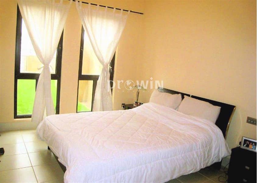 Luxury 1BR Apartment | Heart of Old Town | Fully Furnished | With Huge Private Garden !!!!