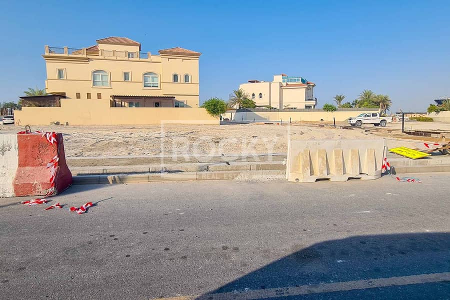 Plot for Villa |Great Location |Jumeirah