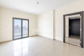 شقة في المساكن الحمراء مدينة دبي الرياضية 1 غرف 699999 درهم - 5586239