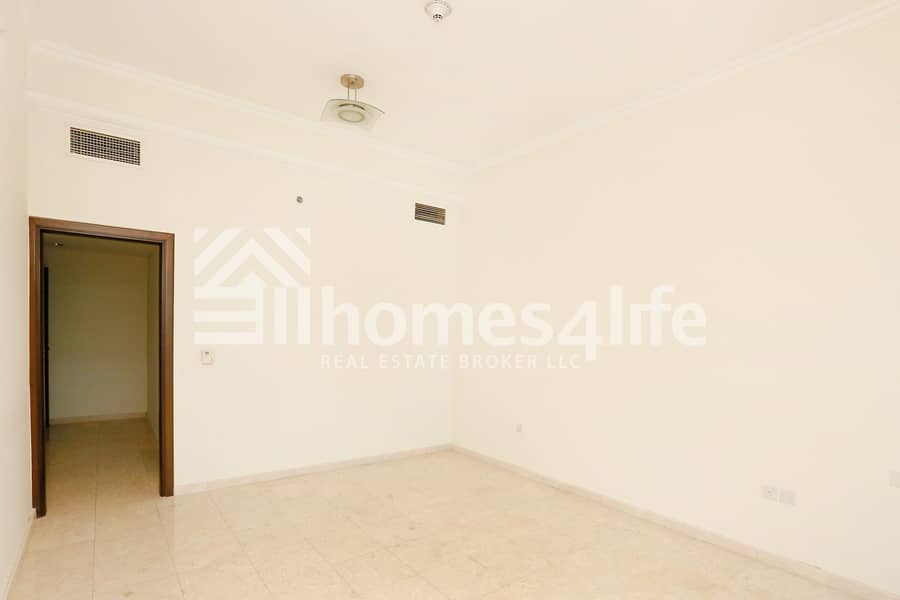 17 Spacious| Vacant| Burj & Canal View |Higher Floor