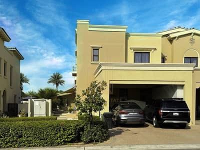 4 Bedroom Villa for Sale in Reem, Dubai - Single Row | Across from Park | Rented