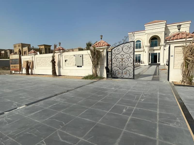 Five bedrooms villa Brand New for Sale in Al Noaf 1