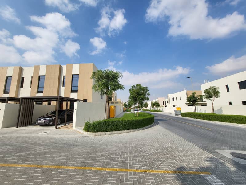 Brand new 2 BR corner unit townhouse for rent in Nasma Residence