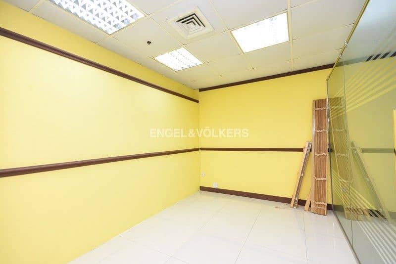 6 Partition Units | Near Metro | Prominent Bldg.