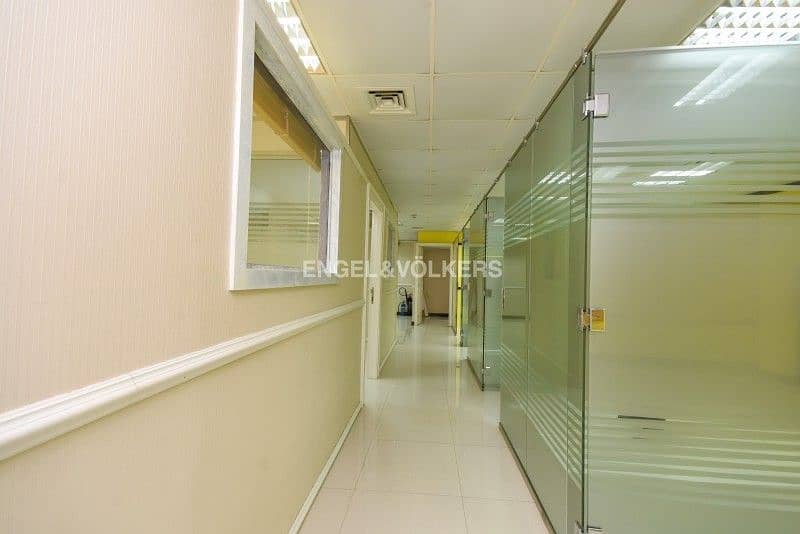 17 Partition Units | Near Metro | Prominent Bldg.