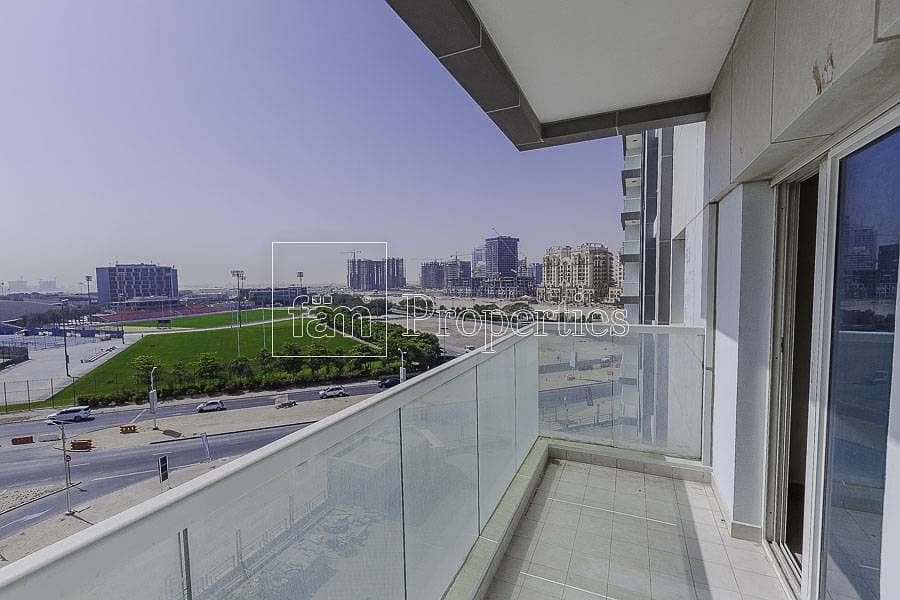 1BHK with Park View in Dubai Sports City