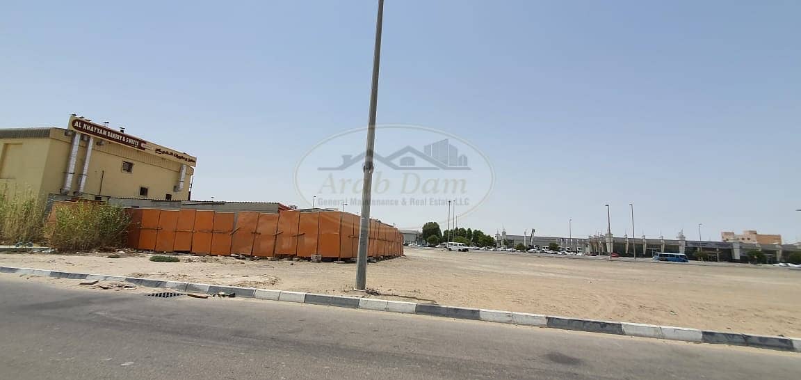 فرصة للبيع / أرض في ابوظبي - المصفح الصناعية  م3 - موقع مميز - تصريح تجاري وصناعيى / تقع على شارعين / بسعر مغري