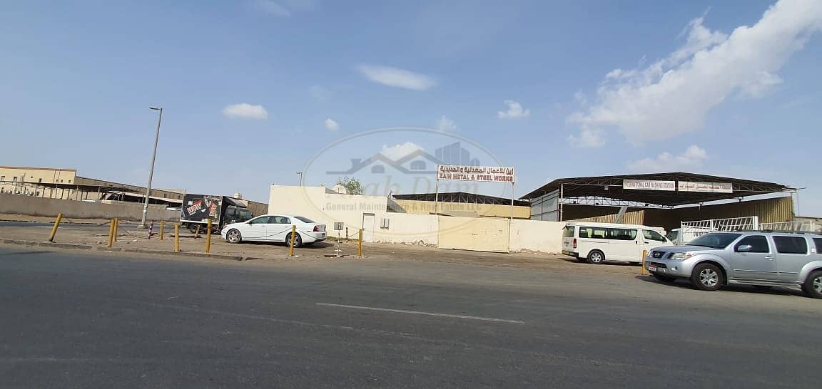 Good Deal For sale / Land For sale in Al Mussafah / Good Location and Good income / 165 X 165 / on  corner ,Tow street