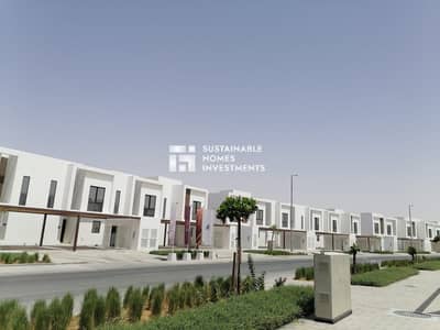 3 Bedroom Flat for Rent in Al Ghadeer, Abu Dhabi - Hot Deal | Huge 3BR Apt With Landscaped Private Garden