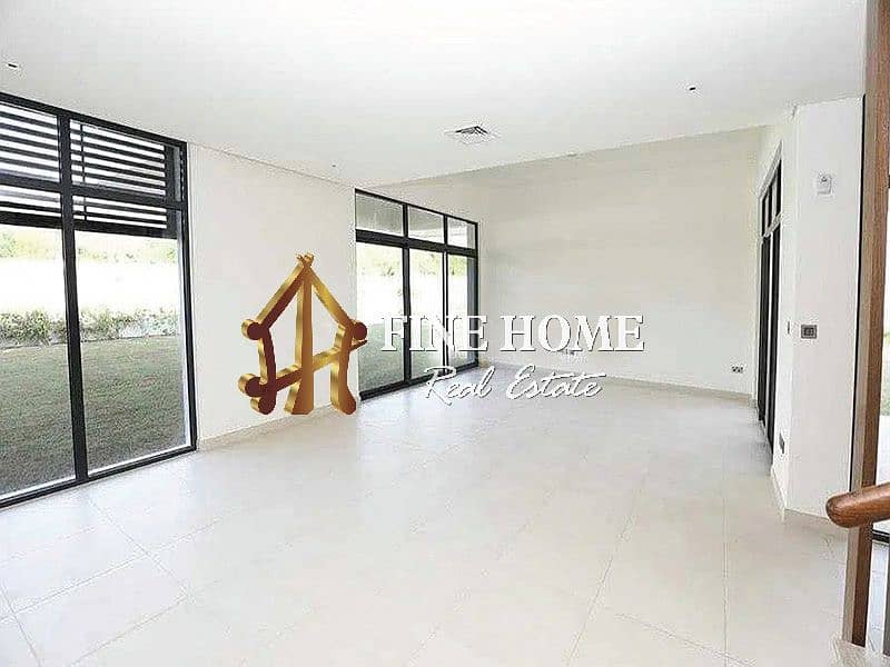 Huge 5BR VIP Villa in West Yas | Move as you buy