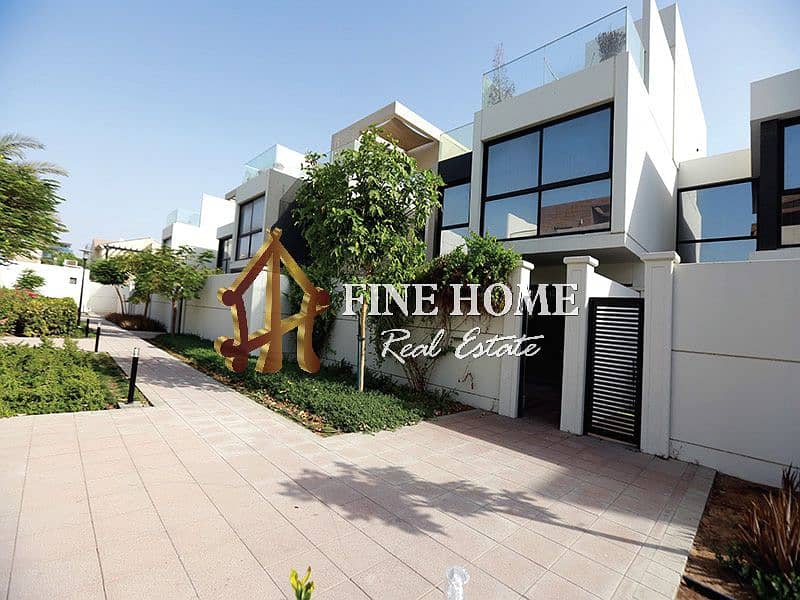 FOR SALE Villa | 5 BR |  covered terrace| parking