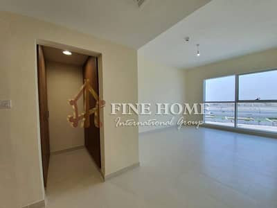 2 Bedroom Apartment for Rent in Al Raha Beach, Abu Dhabi - Spacious 2MBR with Maids Room + Facilities