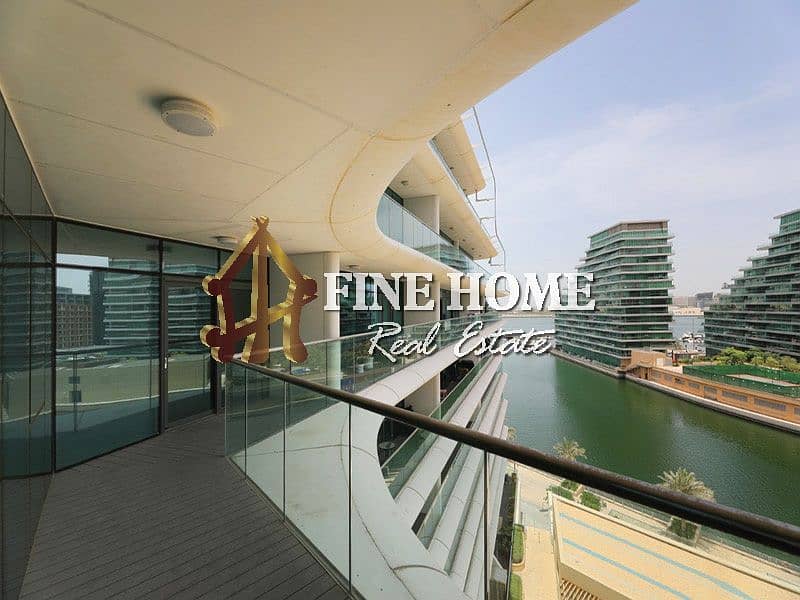 Move Now ! In an Amazing Unit w/ Sea Canal View