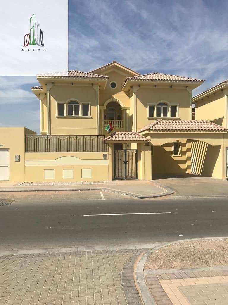 Nice & Clean villa for rent close to mall