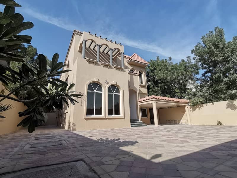 Villa for rent in Ajman Al Rawda two floors
 5 rooms, a board, a hall, mons