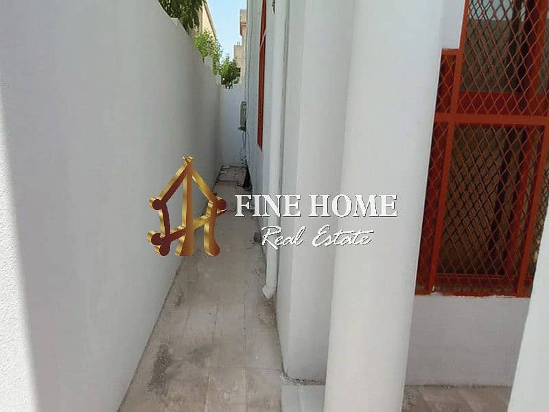 25 Call Now ! Spacious independent 5 BR. villa