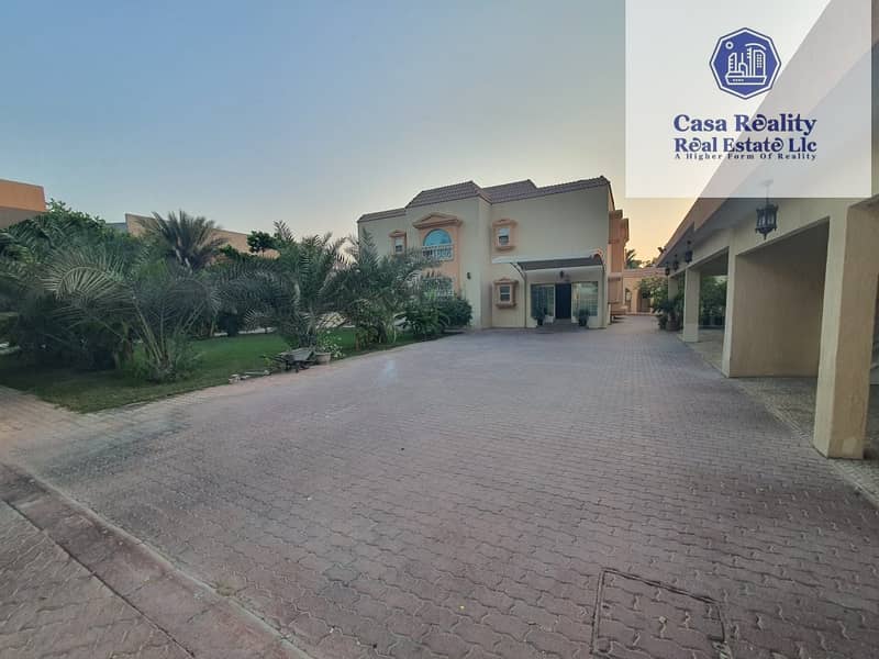 Well-Maintained 12BR Villa for rent in Al Mamzar