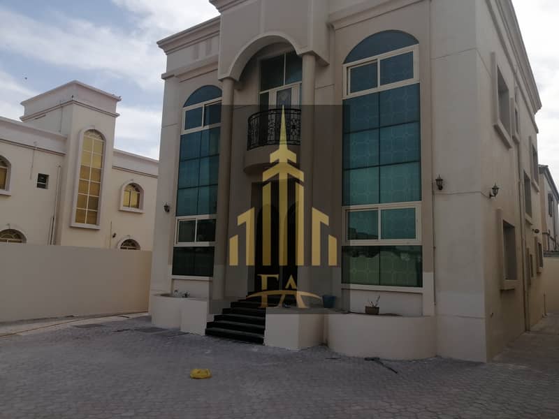 Villa for rent in Al Rawda 2 district in Ajman, an area of 5,400 feet, complete maintenance with air conditioning,