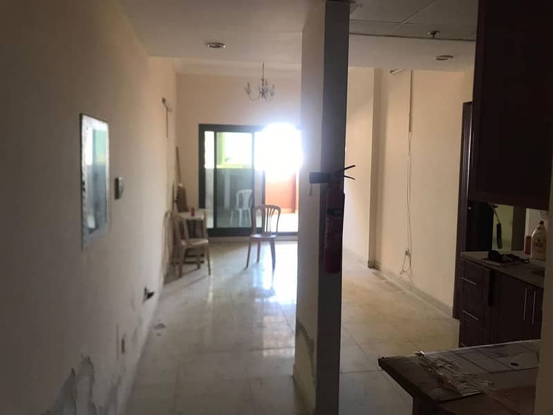 Available For Rent One Bedroom In  paradise lakes Tower 14000
