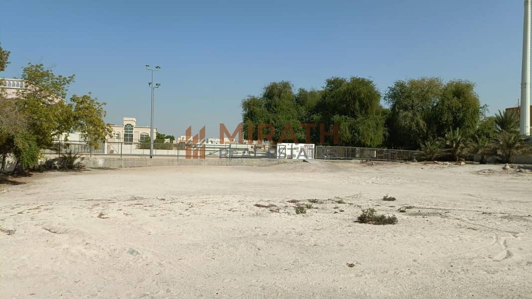 ارض سكنية في دبي لاند 17000000 درهم - 5470379