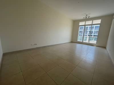 Ready To Move | Spacious | Huge Balcony | Walk-In Wardrobe | Closed Kitchen | Well Maintained | Storage Room | @60k