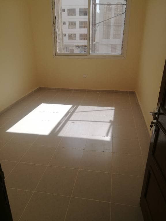 For Rent Mussaffah - Shaabi 10 / a 2 room and lounge 2 bathrooms large kitchen first resident 60 k