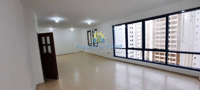 4 Bedroom Apartment for Rent in Al Nasr Street, Abu Dhabi - Best Price | Newly Renovated 4-bedroom Apartment | Maids Rm | Amazing City View | Easy Parking | Al Nasr Street