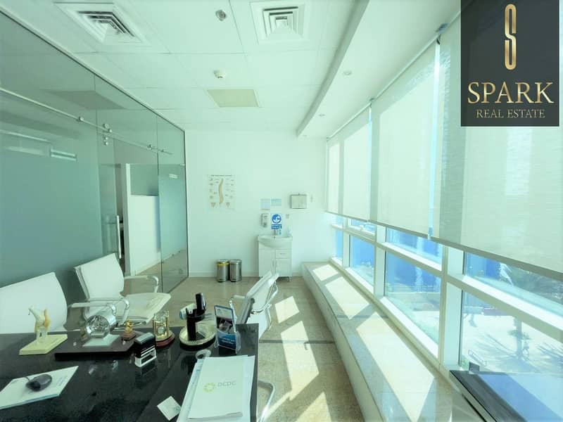 AED 624,999 - Waterfront- High floor  - Perfect for office or clinic