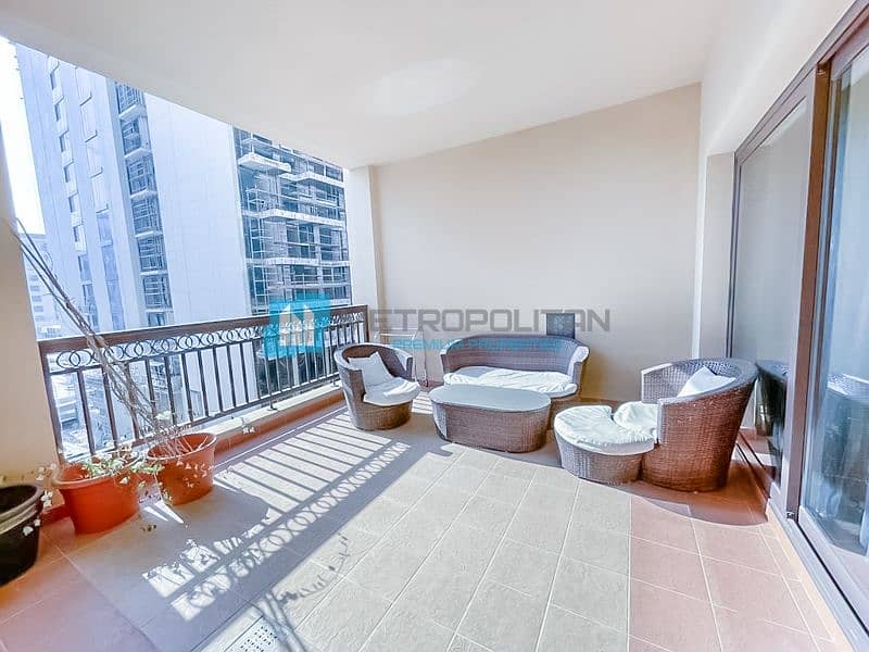 Vacant | Well Maintained | Big Balcony | Exclusive