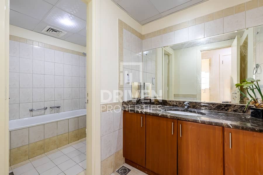 22 Well-kept w/ Study room | Water Fountain