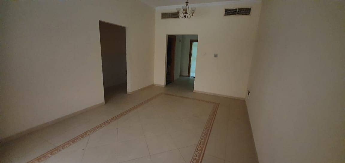 شقة في أبو هيل،ديرة 1 غرفة 39999 درهم - 5602749