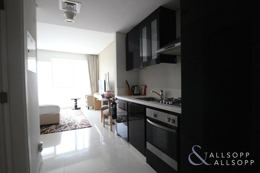 2 Furnished | Luxury Studio | 12 Cheques