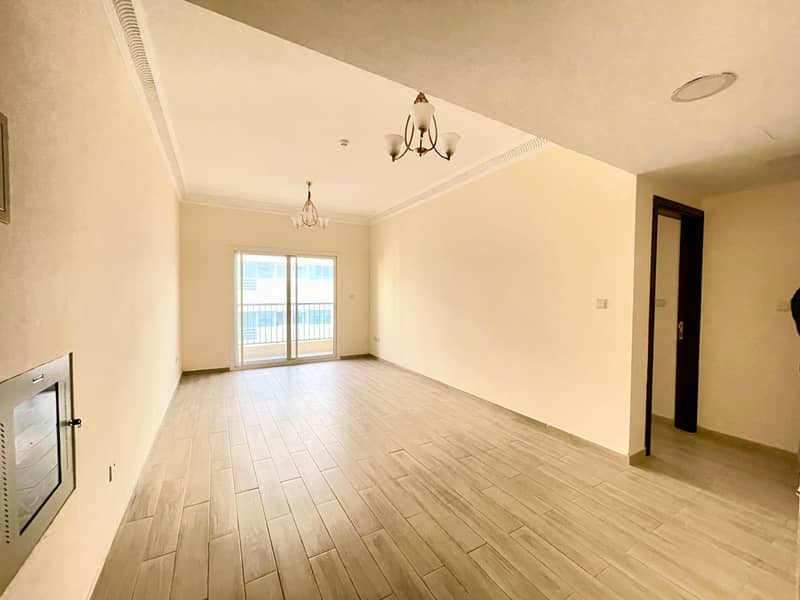 Квартира в Мувайли Коммерческая，Второй Квадрат, 1 спальня, 28000 AED - 5517451