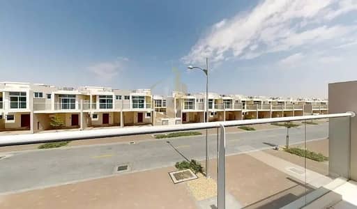 3 Bedroom Villa for Rent in DAMAC Hills 2 (Akoya by DAMAC), Dubai - Brand new 3BR Villa | Middle Unit | Vardon Cluster