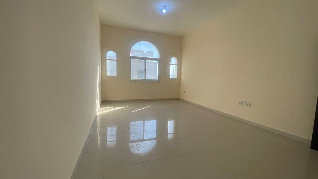 2200/- Monthly Studio Apartment, Proper Kitchen, Bathroom available in MBZ