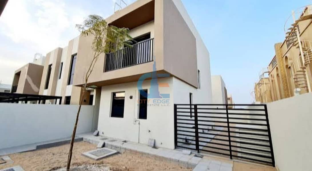 LAAAST READY 2Br BRAND NEW CORNER VILLA FOR SALE