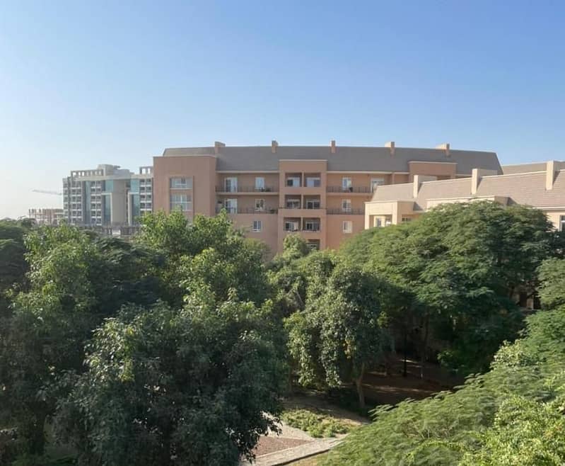 9 Large Layout | 2 Bed |  Park View | High Floor |